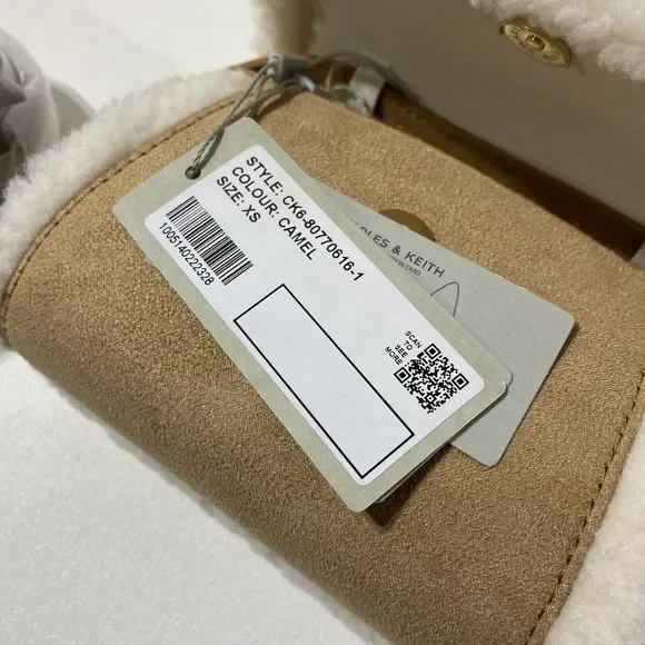 NEW - Charles & Keith - Mini Cassiopeia Fur-Trim Bag - Camel - XS - Picture 5 of 9